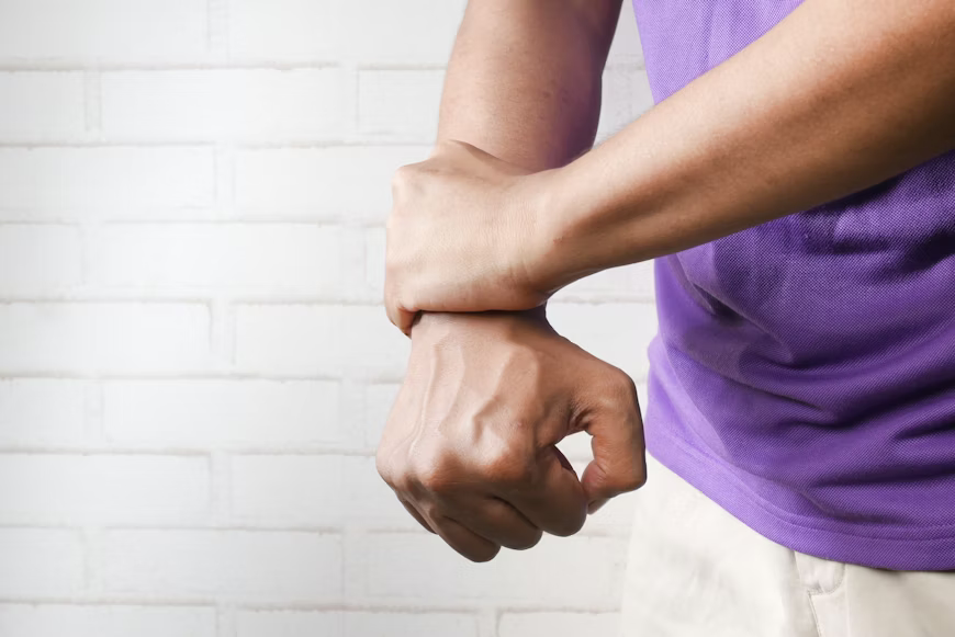 When Should You See an Arthritis Doctor? Symptoms That Mean It's Time