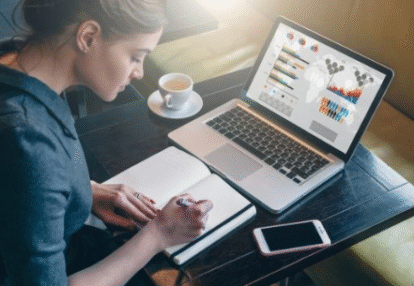 How Freelance Work Can Add Value to Your Professional Experience